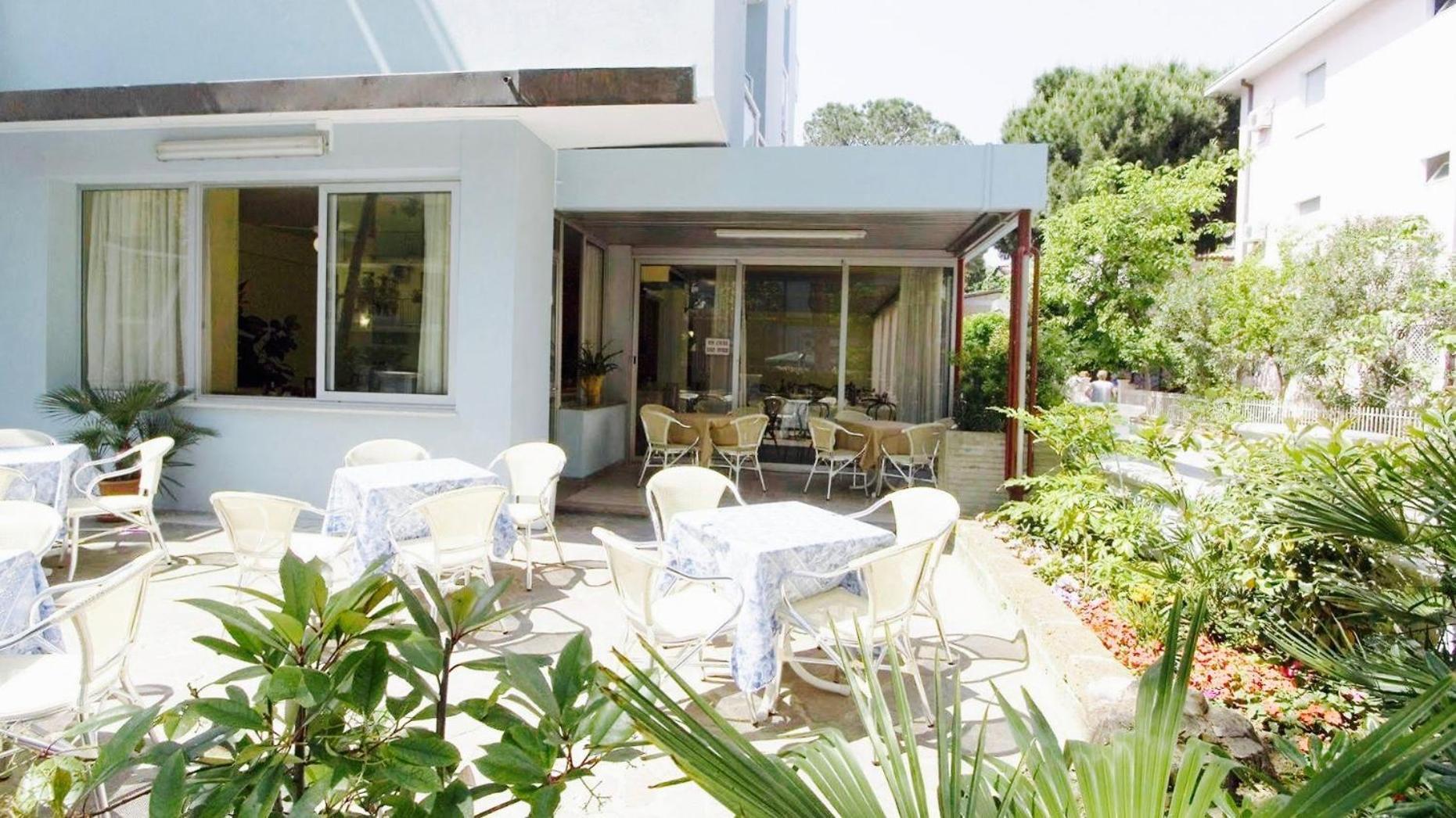 Hotel King Cesenatico Exterior photo